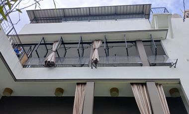 Dijual Rumah Mewah Full furnished Lokasi Strategis Di Ampera