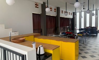 Dijual Rumah Mewah Full furnished Lokasi Strategis Di Ampera