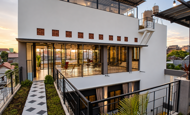 Dijual Rumah Mewah Full furnished Lokasi Strategis Di Ampera