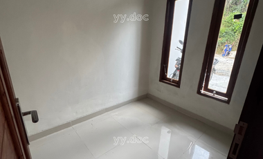 Rumah Kost 2 Lantai Tampilan Modern & Fungsional, Siap Operasional