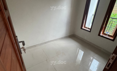 Rumah Kost 2 Lantai Tampilan Modern & Fungsional, Siap Operasional