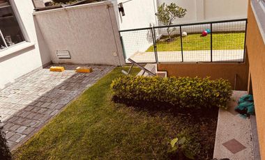 Casa de Venta 4 Dorm., Sector Tumbaco