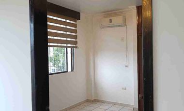 AlQUILO DEPARTAMENTO URDENOR 2do piso.