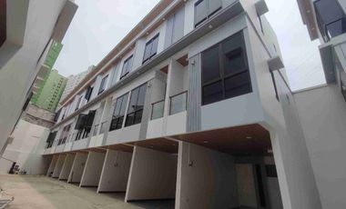 rumah murah di pusat kota Johar Baru Jakarta pusat 3 lantai under 1M