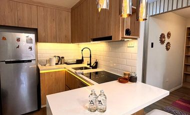 DEPARTAMENTO AMOBLADO DE ALTO NIVEL EN VENTA – URB. LA FLORIDA, CUSCO 🌟