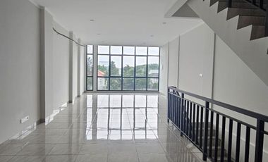 Ruko Crystal 3lt 5x15 75m Sumbek Summarecon Bekasi