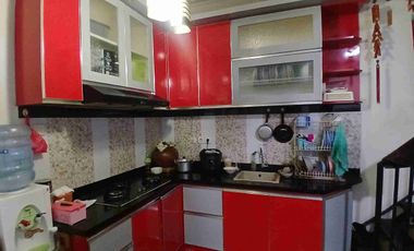 DIJUAL RUMAH HOOK 2 LANTAI JATIBENING DEKAT LRT JATIWARINGIN SELANGKAH KE JAKARTA