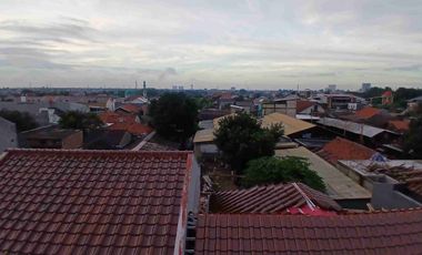 DIJUAL RUMAH HOOK 2 LANTAI JATIBENING DEKAT LRT JATIWARINGIN SELANGKAH KE JAKARTA