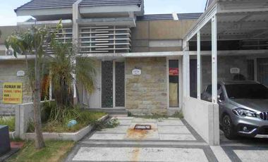 dijual via lelang aset macet Perum puri Safira regency cluster sahanaya kec menganti Gresik