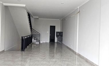 Ruko Crystal 3lt type 5x5 75m Summarecon Bekasi