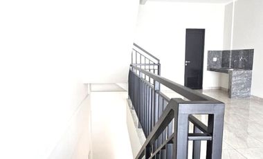Ruko Crystal 3lt type 5x5 75m Summarecon Bekasi