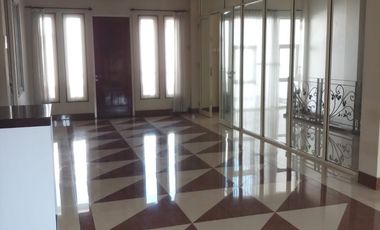 Dijual Rumah Manyar Rejo