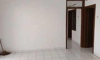 MURAH*DISEWAKAN RUMAH LUAS LOKASI STRATEGIS DI SAYAP JALAN JAKARTA KOTA BANDUNG