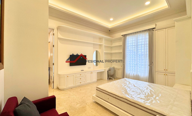 Luxurious Brand New House Full Furnished Desain American Classic at Kemang, Jakarta Selatan