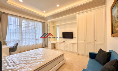Luxurious Brand New House Full Furnished Desain American Classic at Kemang, Jakarta Selatan