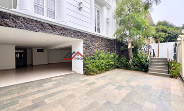 Luxurious Brand New House Full Furnished Desain American Classic at Kemang, Jakarta Selatan