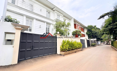 Luxurious Brand New House Full Furnished Desain American Classic at Kemang, Jakarta Selatan