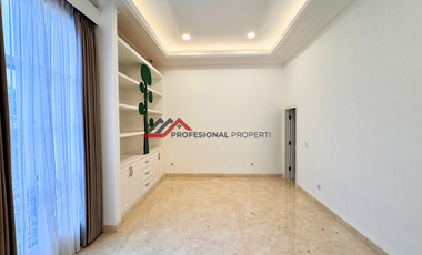 Luxurious Brand New House Full Furnished Desain American Classic at Kemang, Jakarta Selatan