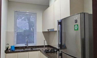 Town House Puri Mansion Full Furnished View Kolam Renang