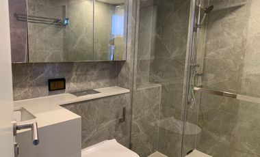 Rare Duplex SoHo Ratchada – High-Floor Unit Near MRT Huai Khwang 48 sq.m. 2 bed  20th floor with an Fully built-in with premium materials !!