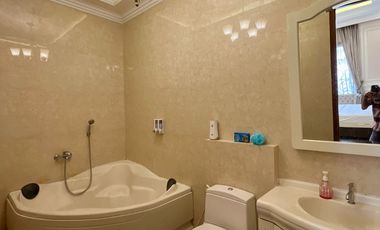 RUMAH MEWAH FULL FURNITURE DEKAT MALIOBORO