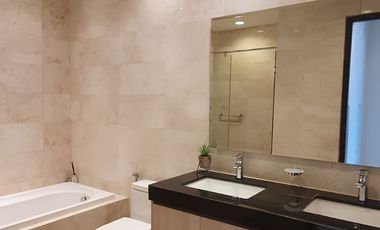 FOR RENT / FOR SALE Apartment Four Winds Permata Hijau 3BR - Low Floor Close to Senayan City Railway station Palmerah / Busway