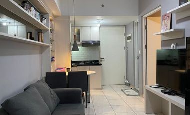 Disewakan Apartemen Tower Davalia, 2 Kamar Tidur, Type Studio Full Furnished, Summarecon Bekasi