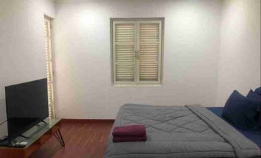 Townhouse Dua Kemang dengan S Pool di Lokasi Strategis