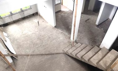 Rumah hoek 2lt 14x17 237m Type 5KT Cluster La seine JGC Jakarta Garden City Cakung