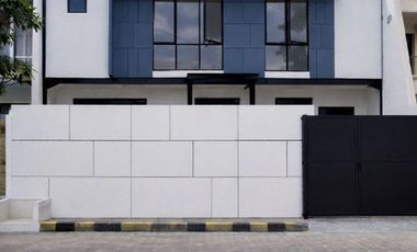 DIJUAL Rumah Gudang Sutorejo Selatan