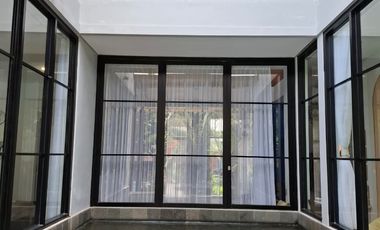 Villa Furnished Nyaman & Siap Huni di Jl. Harjobinangun