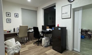 Dijual Rumah Luas Ex Konveksi di Komplek Pharmindo