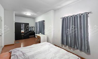 บุรีรมย์ วงแหวน-ปิ่นเกล้า แปลงมุมต่อเติมครบ สภาพดีพร้อมอยู่ ทำเลดีในซอยวัดพระเงิน