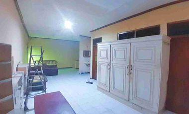 rumah strategis tepi jalan area bisnis dekat Lottemart Solo