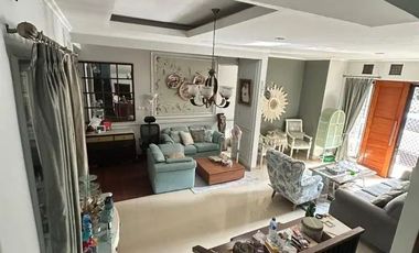 Rumah Bagus Di Taman Meruya Ilir Kembangan Jakarta Barat 2 Lantai Furnished
