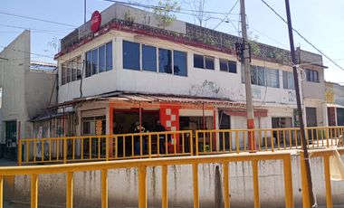 🔥 Oportunidad Única en la Entrada de Teoloyucan | Casa Completa + 3 Locales Comerciales Frente a Iglesia 🔥 $2,500,000