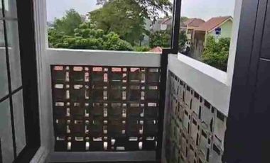 Sewa Rumah 3 lantai di Anwa Residence Puri Meruya Jakarta Barat