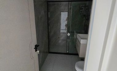 FOR RENT: 3 Bedroom 135sqm Unfurnished Condo Unit in Malate Manila - Aspire
