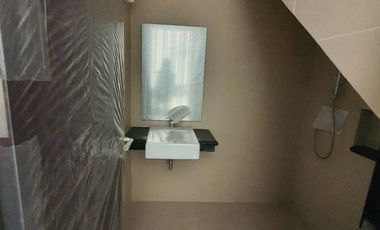 4 BEDROOM HOUSE FOR SALE PIK2. CHEAP!