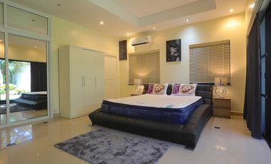 3 Bedroom Jomtien Park Villa for sale