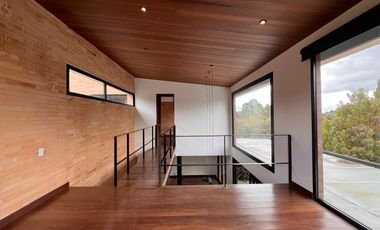 Casa en Arriendo en Alto de Palmas Envigado, Antioquia