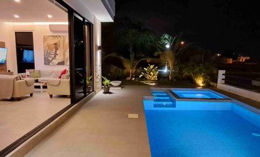 Villa vendo en la Urbanizaciòn la Herradura