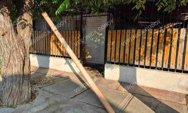 SE VENDE CASA EN LO ESPEJO