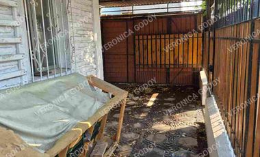 SE VENDE CASA EN LO ESPEJO