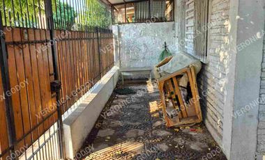 SE VENDE CASA EN LO ESPEJO