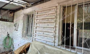 SE VENDE CASA EN LO ESPEJO