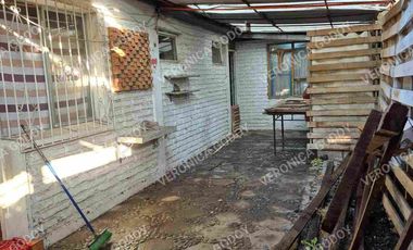 SE VENDE CASA EN LO ESPEJO