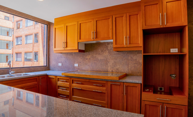 🏡 ¡Vive en altura, confort y exclusividad en el corazón de Cuenca!