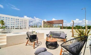 Penthouse con vista al mar en Grand Sirenis–privacidad, altura y estilo de vida