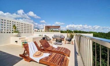 Penthouse con vista al mar en Grand Sirenis–privacidad, altura y estilo de vida